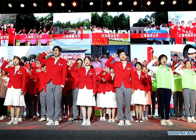 Over 4,800 Volunteers Start Work for Upcoming CIIE